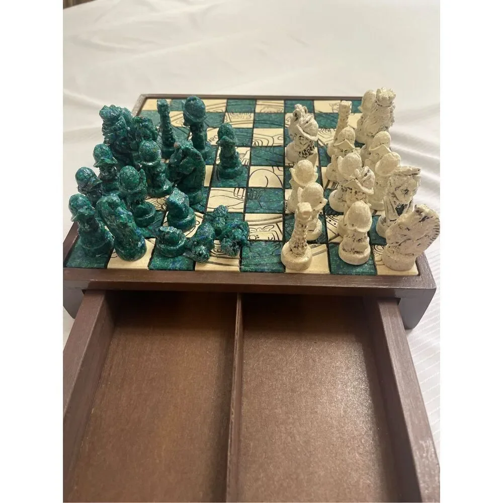 Aztec Mayan Calendar Malachite/Wood Green Chess Set VTG Read Description
